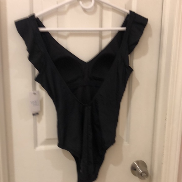 NEW Flutter Sleeve Low Back One Piece Swimsuit - Picture 4 of 6